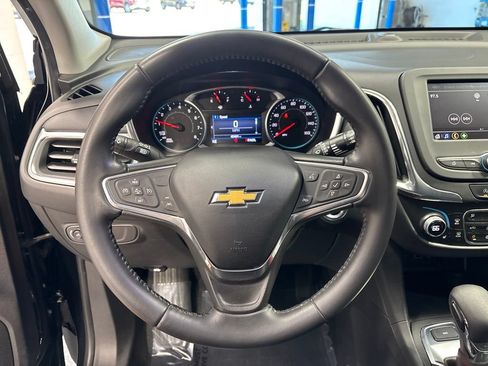 Used 2022 Chevrolet Equinox LT AWD/4WD image 12