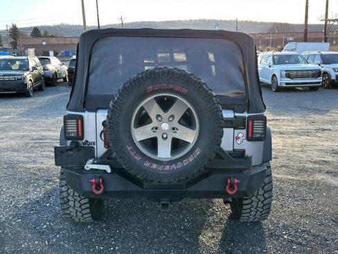 Used 2013 Jeep Wrangler Sport w/ Connectivity Group image 7