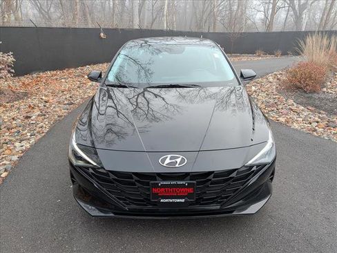 Certified 2023 Hyundai Elantra SEL w/ Convenience Package image 8