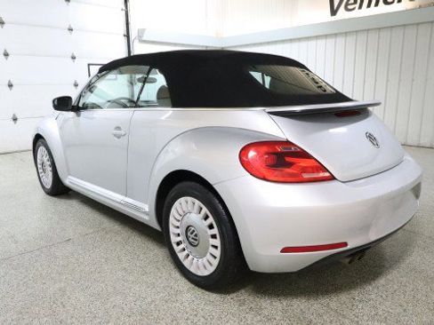 Used 2013 Volkswagen Beetle 2.5 image 3