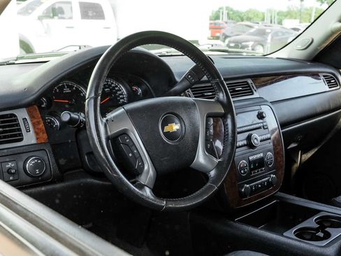 Used 2012 Chevrolet Avalanche LT w/ All-Star Edition image 15