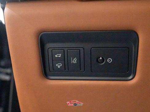 Used 2016 Land Rover Range Rover Autobiography AWD/4WD image 42