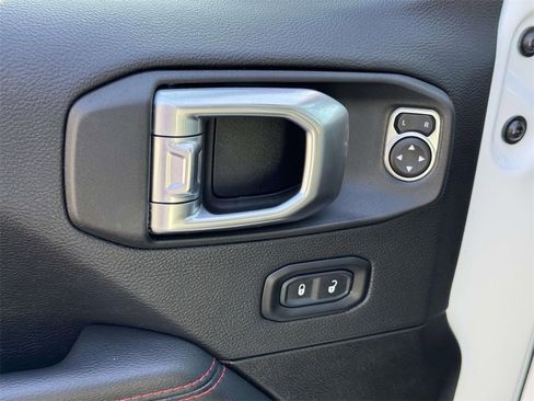 Used 2022 Jeep Gladiator Rubicon image 18