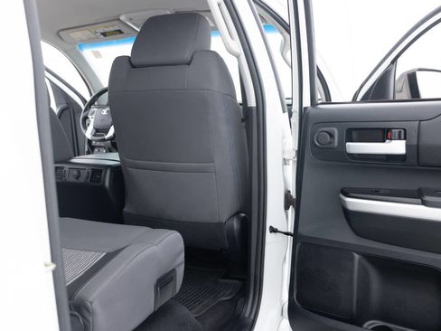 Used 2017 Toyota Tundra SR5 w/ SR5 Upgrade Package image 34