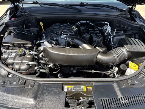 Used 2024 Dodge Durango GT AWD/4WD image 35