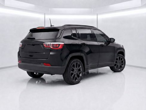 Used 2021 Jeep Compass Latitude w/ Sun and Sound Group FWD image 7