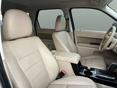 Used 2011 Ford Escape Limited w/ 302A Rapid Spec Order Code AWD/4WD image 15