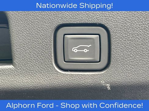 Used 2024 Chevrolet Traverse Z71 w/ Enhanced Driving Package AWD/4WD image 40