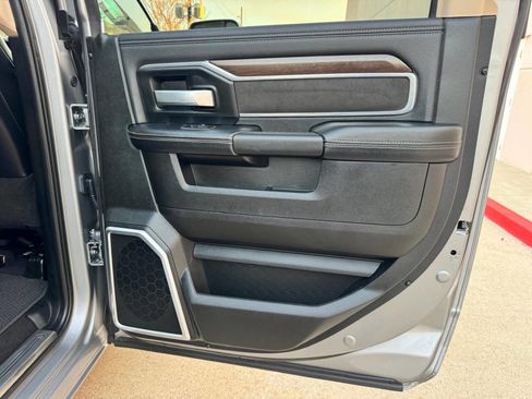 Used 2022 RAM 2500 Laramie image 15