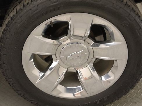 Used 2018 Chevrolet Silverado 1500 LTZ w/ Texas Edition image 31