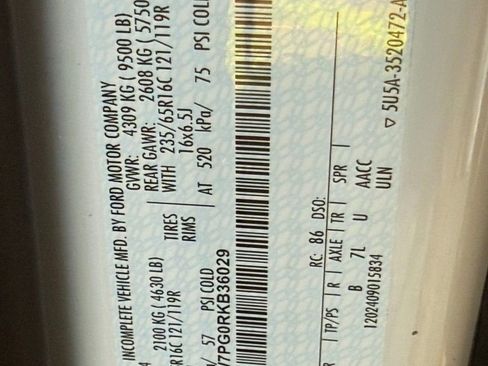 New 2024 Ford Transit 350 w/ Interior Upgrade Package image 32