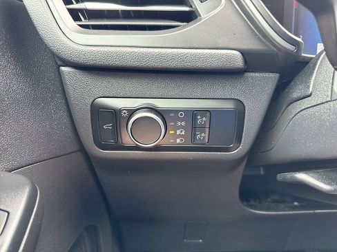Used 2024 Ford Escape Active w/ Tech Pack #1 AWD/4WD image 19