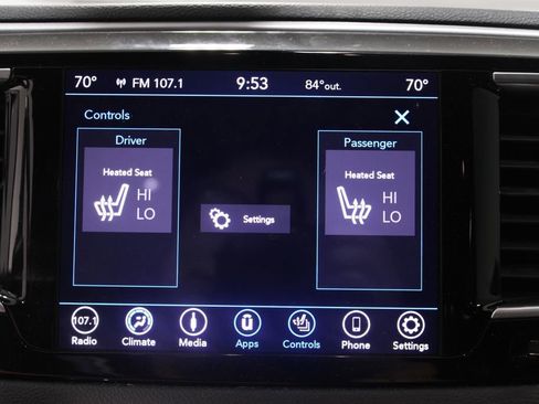 Used 2018 Chrysler Pacifica Touring-L w/ Premium Audio Group FWD image 33
