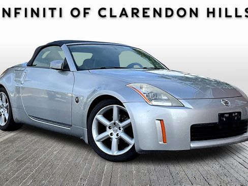 Used 2004 Nissan 350Z Touring image 1