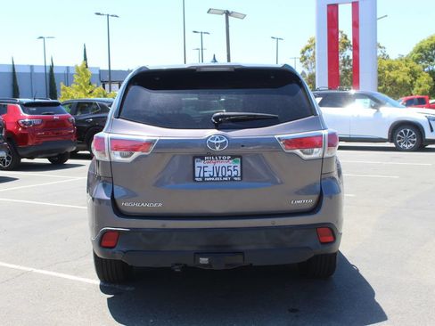 Used 2014 Toyota Highlander Limited FWD image 8