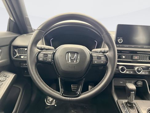 Used 2025 Honda Civic Sport image 12