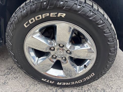 Used 2019 RAM 1500 Big Horn AWD/4WD image 5