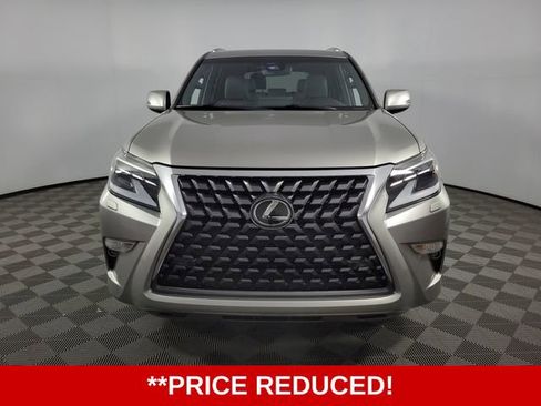 Used 2023 Lexus GX 460 Premium w/ Premium Package image 2