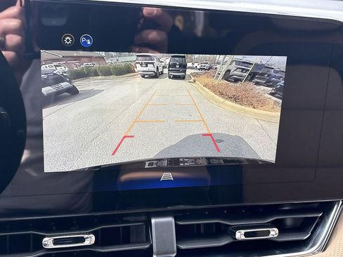 New 2026 Chevrolet Equinox ACTIV w/ Convenience Package III AWD/4WD image 15