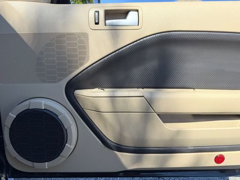 Used 2007 Ford Mustang GT image 39