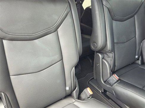 Certified 2025 Cadillac XT6 Premium Luxury image 19