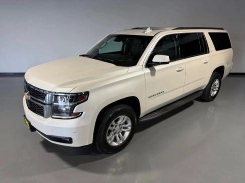 Used 2015 Chevrolet Suburban LT RWD image 51