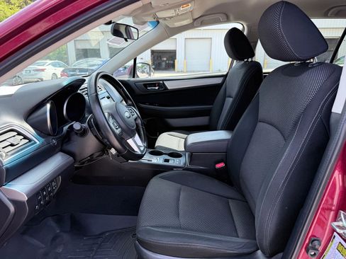Used 2016 Subaru Outback 2.5i Premium image 2