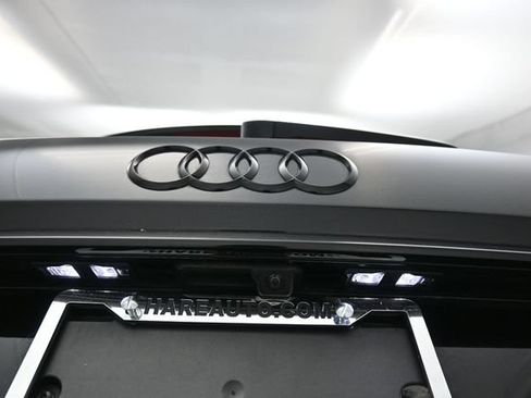 Used 2023 Audi Q7 2.0T Premium Plus w/ Premium Plus Package AWD/4WD image 28