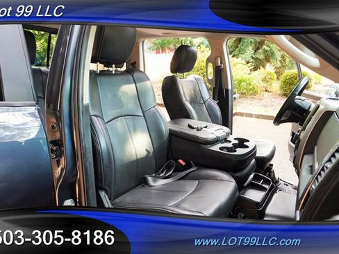 Used 2018 RAM 1500 Laramie w/ Convenience Group AWD/4WD image 18
