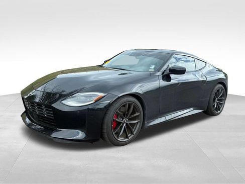 Used 2024 Nissan Z Performance w/ Floor Mat Package RWD image 4