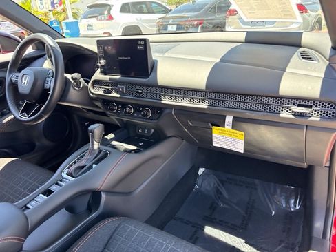 Certified 2026 Honda HR-V Sport image 11