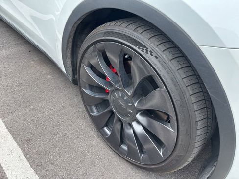 Used 2020 Tesla Model Y Performance AWD/4WD image 6
