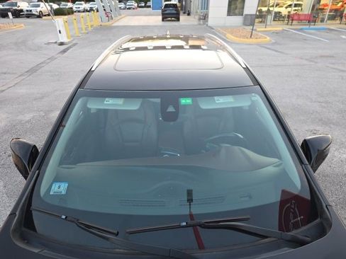 Used 2018 Buick Enclave Avenir w/ Avenir Technology Package AWD/4WD image 6