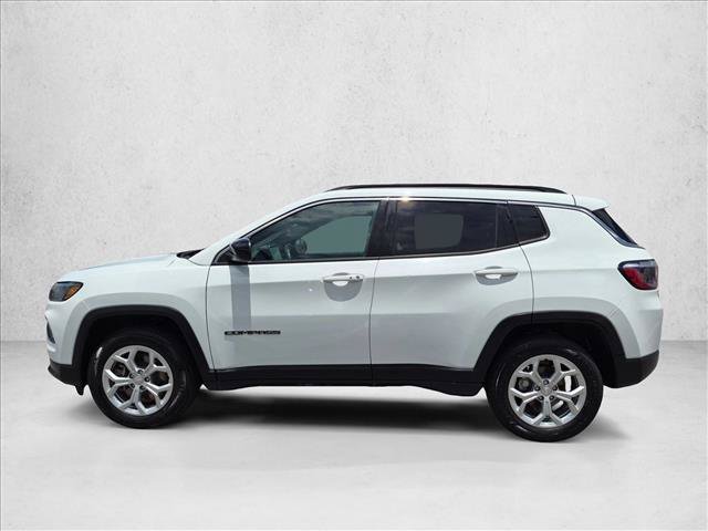 Used 2024 Jeep Compass Latitude AWD/4WD image 9