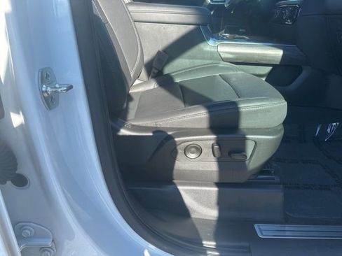 Certified 2025 Chevrolet Silverado 2500 LTZ w/ LTZ Premium Package image 33