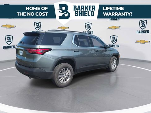 Used 2023 Chevrolet Traverse LT FWD image 8