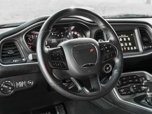 Used 2022 Dodge Challenger R/T w/ Blacktop Package image 9