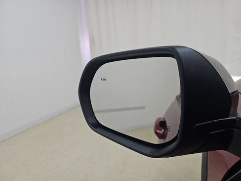 New 2026 Chevrolet Equinox LT w/ Convenience Package II image 28