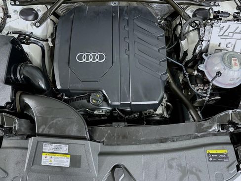 Used 2023 Audi Q5 2.0T Premium w/ Convenience Package AWD/4WD image 13
