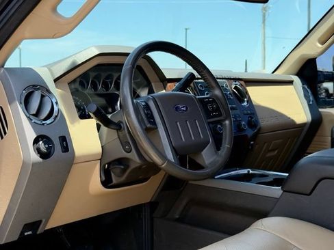 Used 2011 Ford F250 Lariat w/ Lariat Interior Pkg AWD/4WD image 20