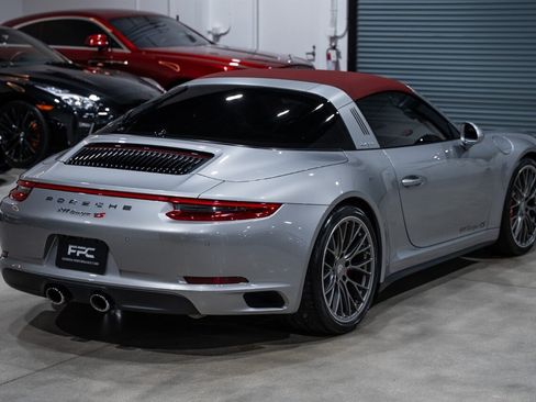 Used 2017 Porsche 911 Targa 4S AWD/4WD image 13
