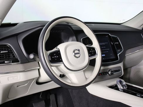 Used 2023 Volvo XC90 T8 Ultimate w/ Protection Package Premier AWD/4WD image 14