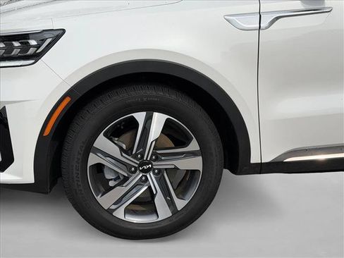 Used 2024 Kia Sorento SX Prestige w/ Panoramic Sunroof Package AWD/4WD image 14