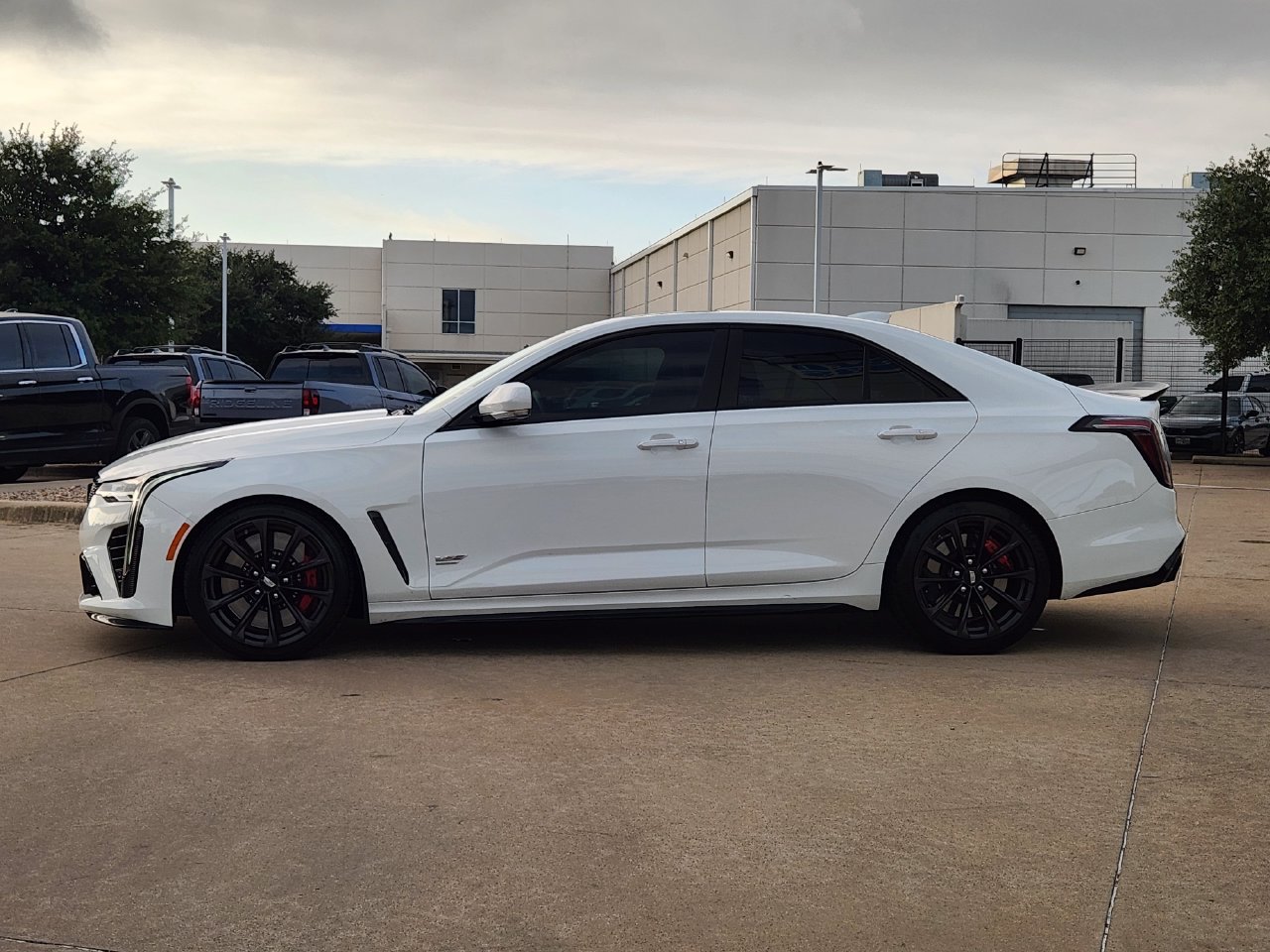 Used 2024 Cadillac CT4 V Blackwing w/ Driver Assist Package RWD image 4