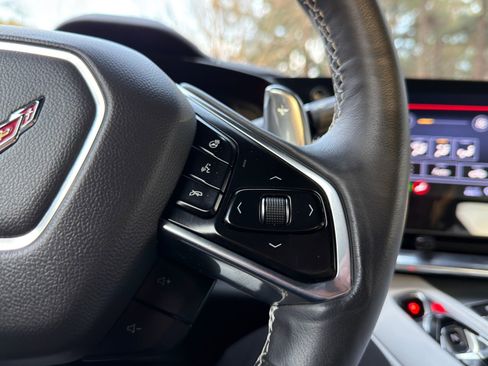 Used 2020 Chevrolet Corvette Stingray w/ 2LT Preferred Equipment Group image 17