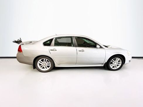 Used 2012 Chevrolet Impala LTZ FWD image 5