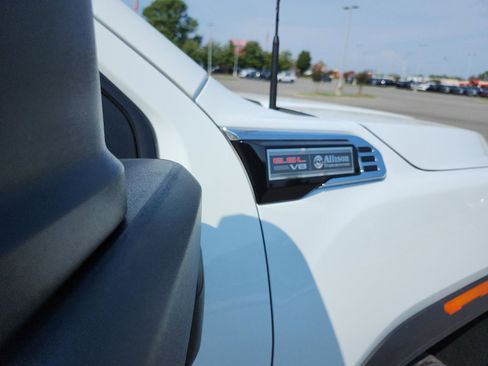 New 2026 GMC Sierra 2500 Pro image 7