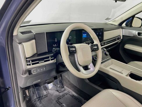 Certified 2026 Hyundai Santa Fe SEL AWD/4WD image 9