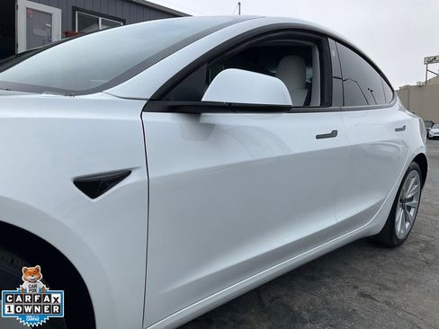 Used 2022 Tesla Model 3 Standard Range RWD image 91
