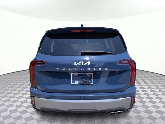 Used 2025 Kia Telluride S FWD image 5